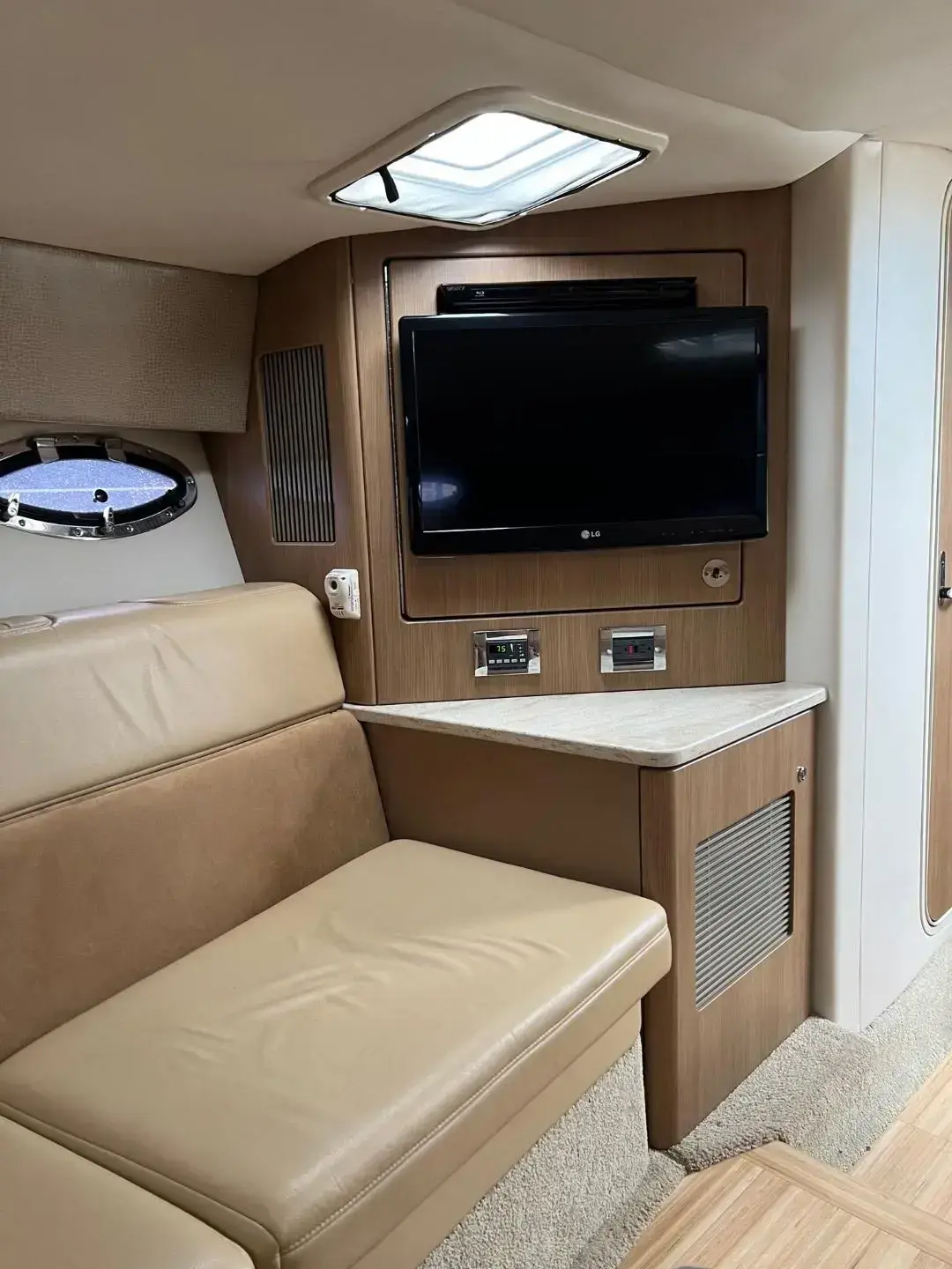 Thumbnail von Formula 370 Sun Sport