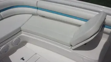 Thumbnail von Intrepid 327 CC