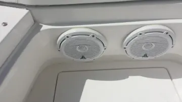 Thumbnail von Intrepid 327 CC