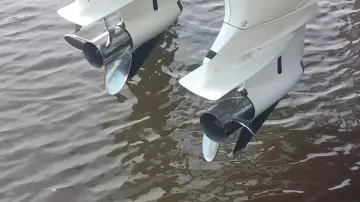 Thumbnail von Intrepid 327 CC