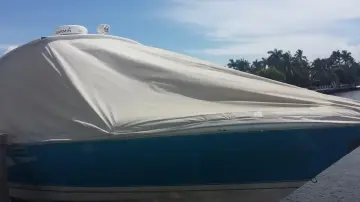 Thumbnail von Intrepid 327 CC