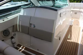 Thumbnail von Boston Whaler 320 Vantage