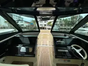 Thumbnail von Chris Craft 35 Calypso