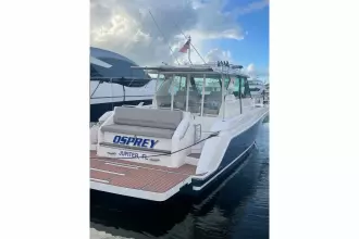 Thumbnail von Tiara Yachts Q 44