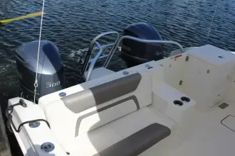 Thumbnail von World Cat 320 DC