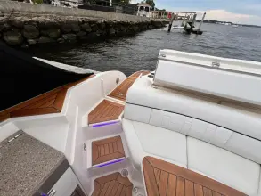 Thumbnail von Sea Ray SLX 350