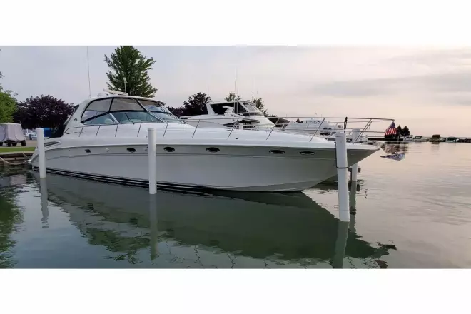 Sea Ray 550 Sundancer