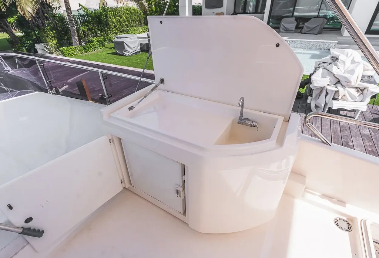 Thumbnail von Ferretti Yachts 550