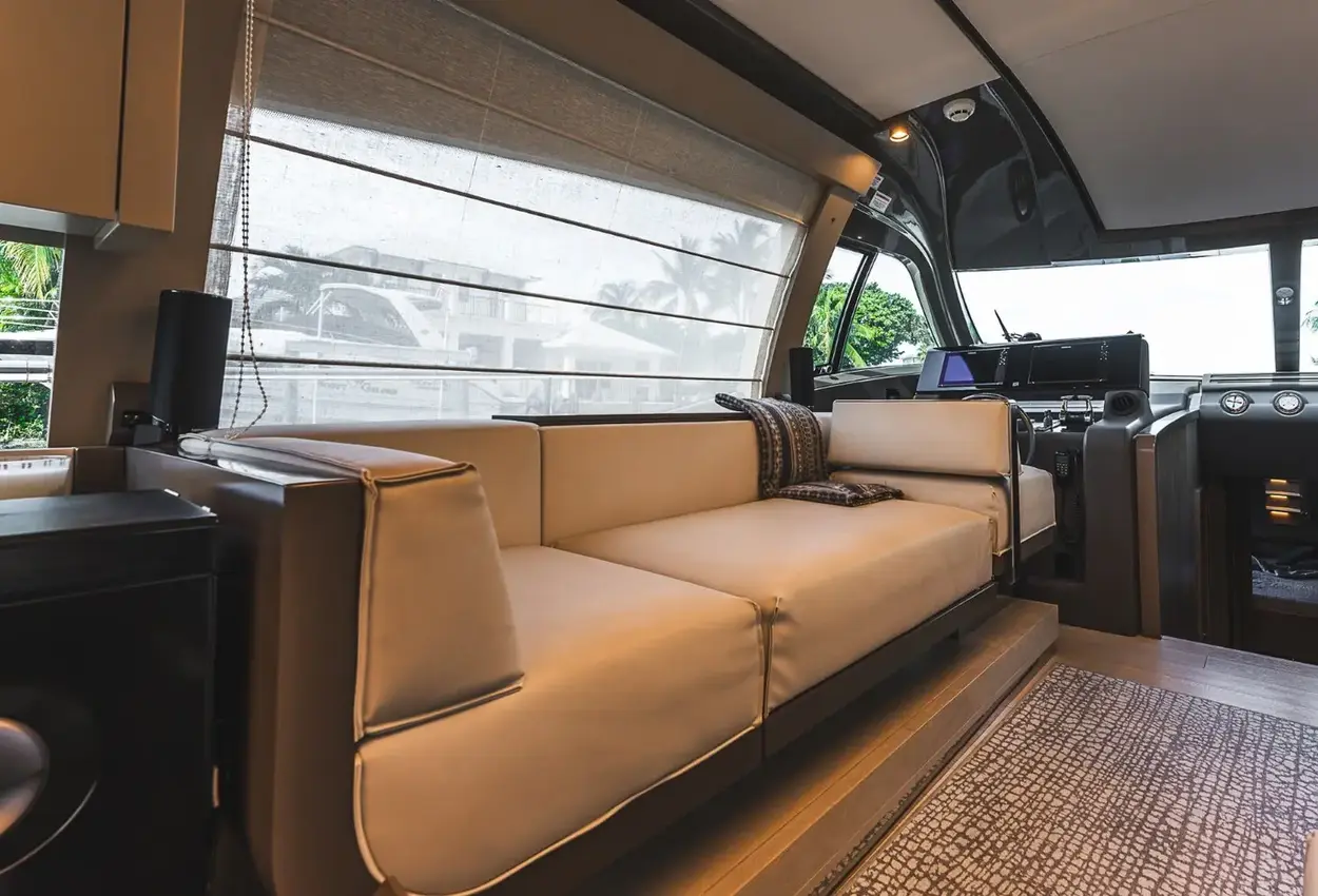 Thumbnail von Ferretti Yachts 550