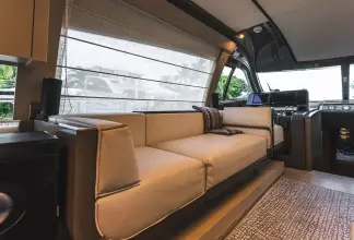 Thumbnail von Ferretti Yachts 550