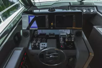 Thumbnail von Ferretti Yachts 550