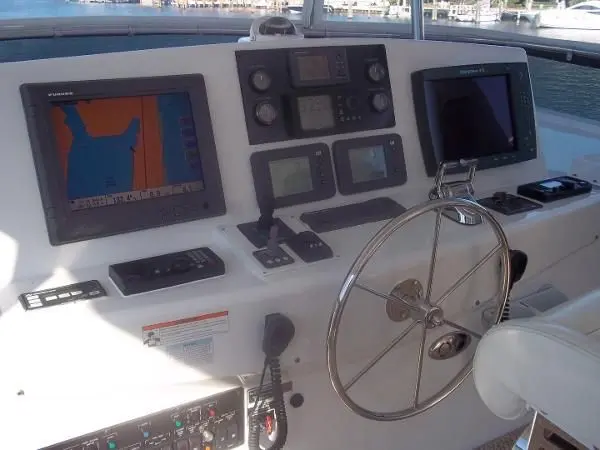 Thumbnail von Hatteras 64 Motor Yacht