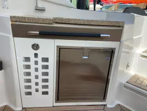 Thumbnail von Sea Ray SLX 350