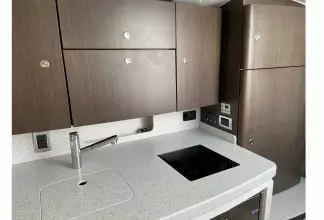 Thumbnail von Intrepid 407 Cuddy