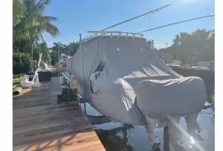 Thumbnail von Intrepid 407 Cuddy