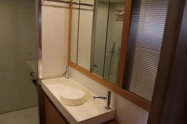 Thumbnail von Pershing 64