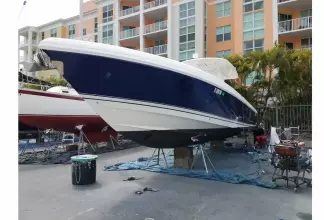 Thumbnail von Intrepid 370 Cuddy