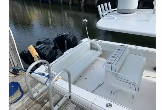 Thumbnail von Intrepid 370 Cuddy