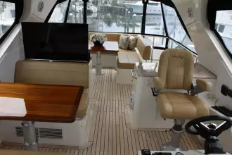 Thumbnail von Sea Ray 590 Fly Bridge