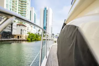 Thumbnail von Azimut 62