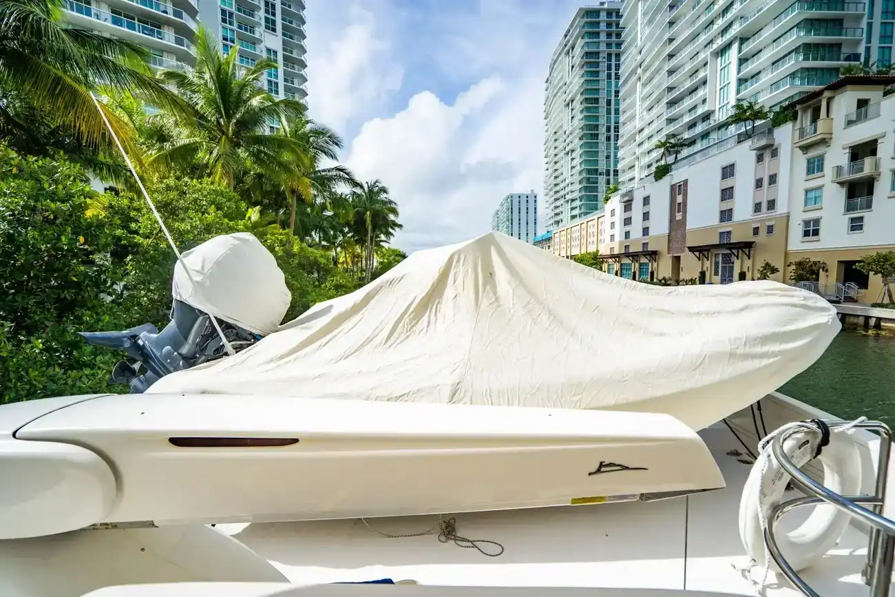 Thumbnail von Azimut 62