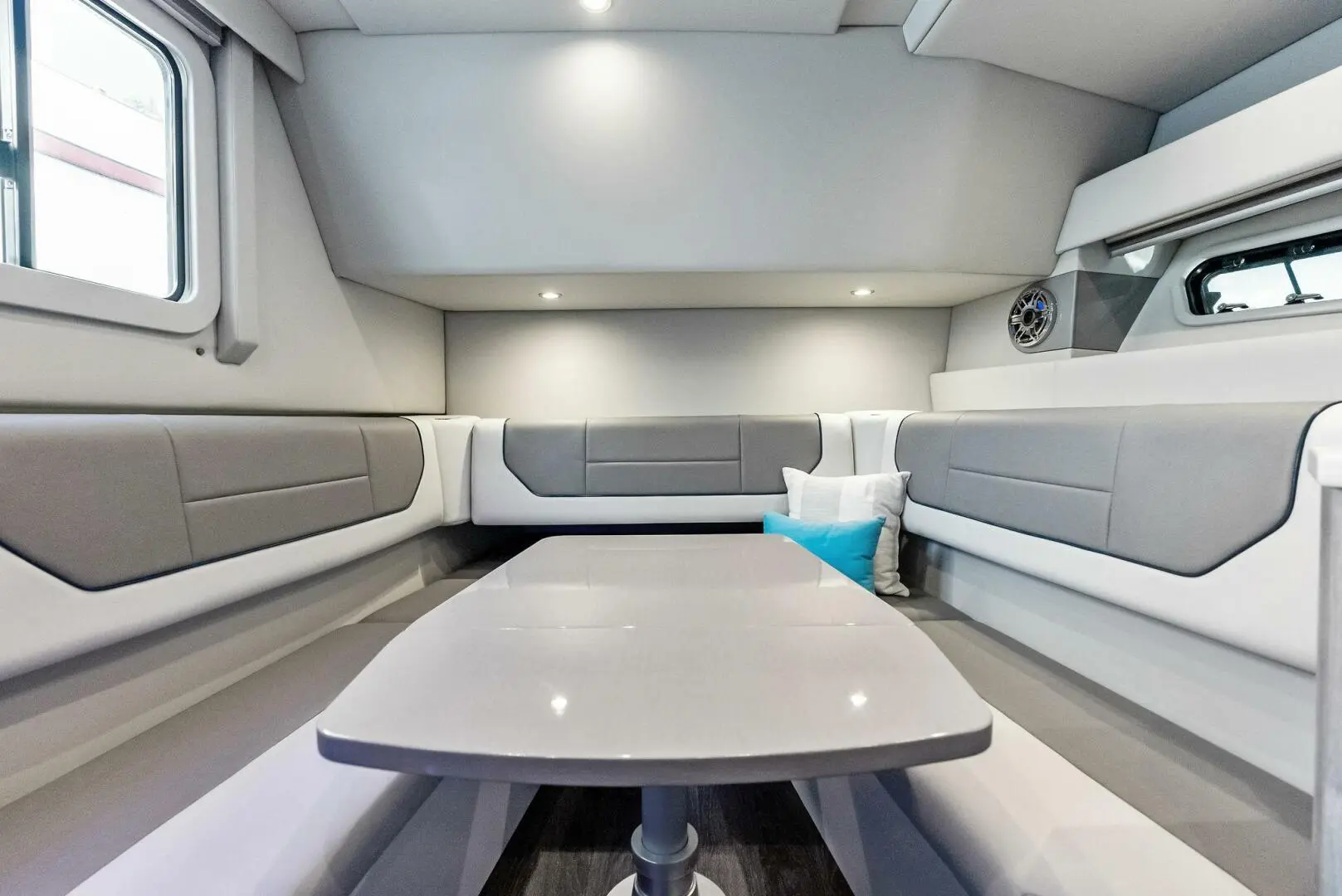 Thumbnail von Formula 430 SSC LOGAN'S RUN