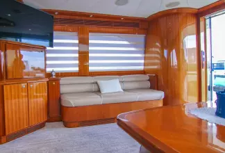 Thumbnail von Mckinna 65  YOLO