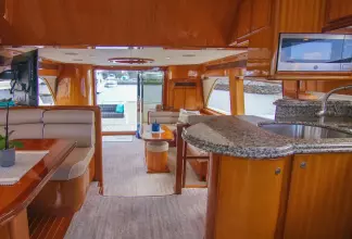 Thumbnail von Mckinna 65  YOLO