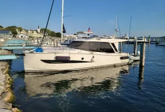 Thumbnail von Greenline 39 Hybrid Harbor Lights