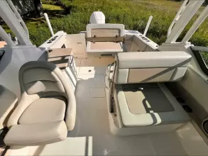 Thumbnail von Boston Whaler 240 Vantage One Moor