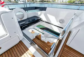 Thumbnail von Azimut S8 Yesenia