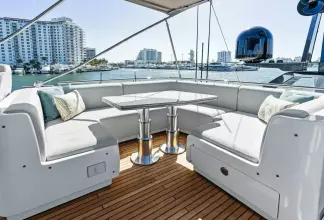 Thumbnail von Azimut S8 Yesenia