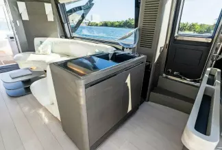 Thumbnail von Azimut S8 Yesenia