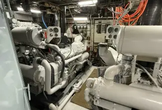 Thumbnail von Burger 106 Raised Pilothouse Miss Wendy