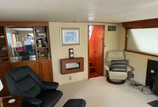 Thumbnail von Burger 106 Raised Pilothouse Miss Wendy