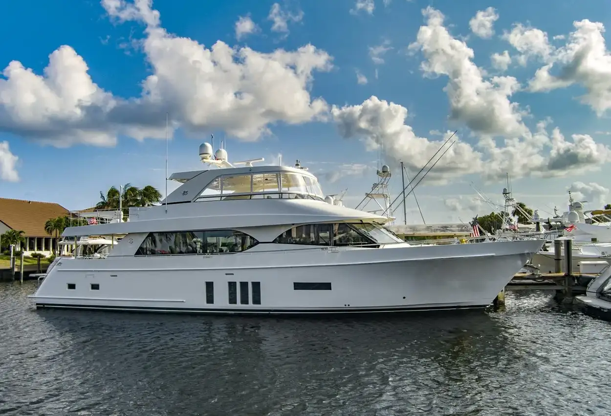 Ocean Alexander 85e Claire