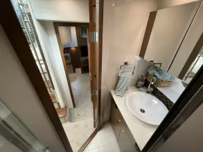 Thumbnail von Cruisers Yachts 45 Cantius To The Moon And Back