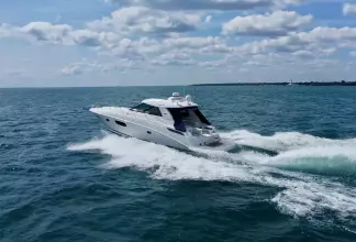 Thumbnail von Sea Ray 450 Sundancer Richey Rich