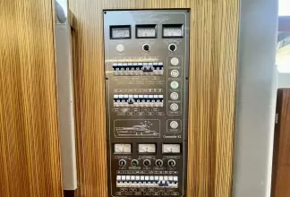 Thumbnail von Chris Craft Commander 42 Red Boat