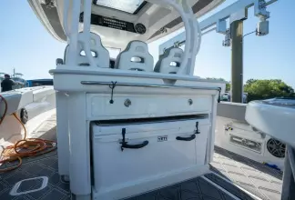 Thumbnail von Blackwater 43 Sportfish Grey Goose