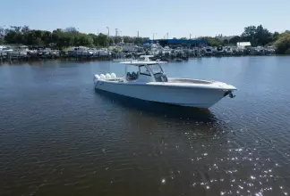 Thumbnail von Blackwater 43 Sportfish Grey Goose