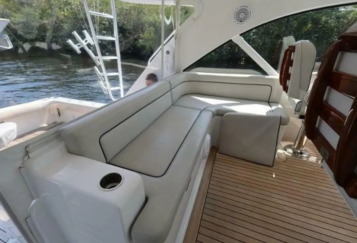 Thumbnail von Hatteras 45