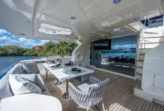 Thumbnail von Ferretti Yachts 830 La Bella Vita