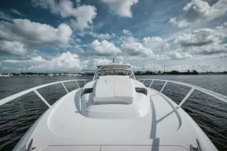 Thumbnail von Intrepid 475 Sport Yacht