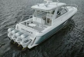 Thumbnail von Intrepid 475 Sport Yacht