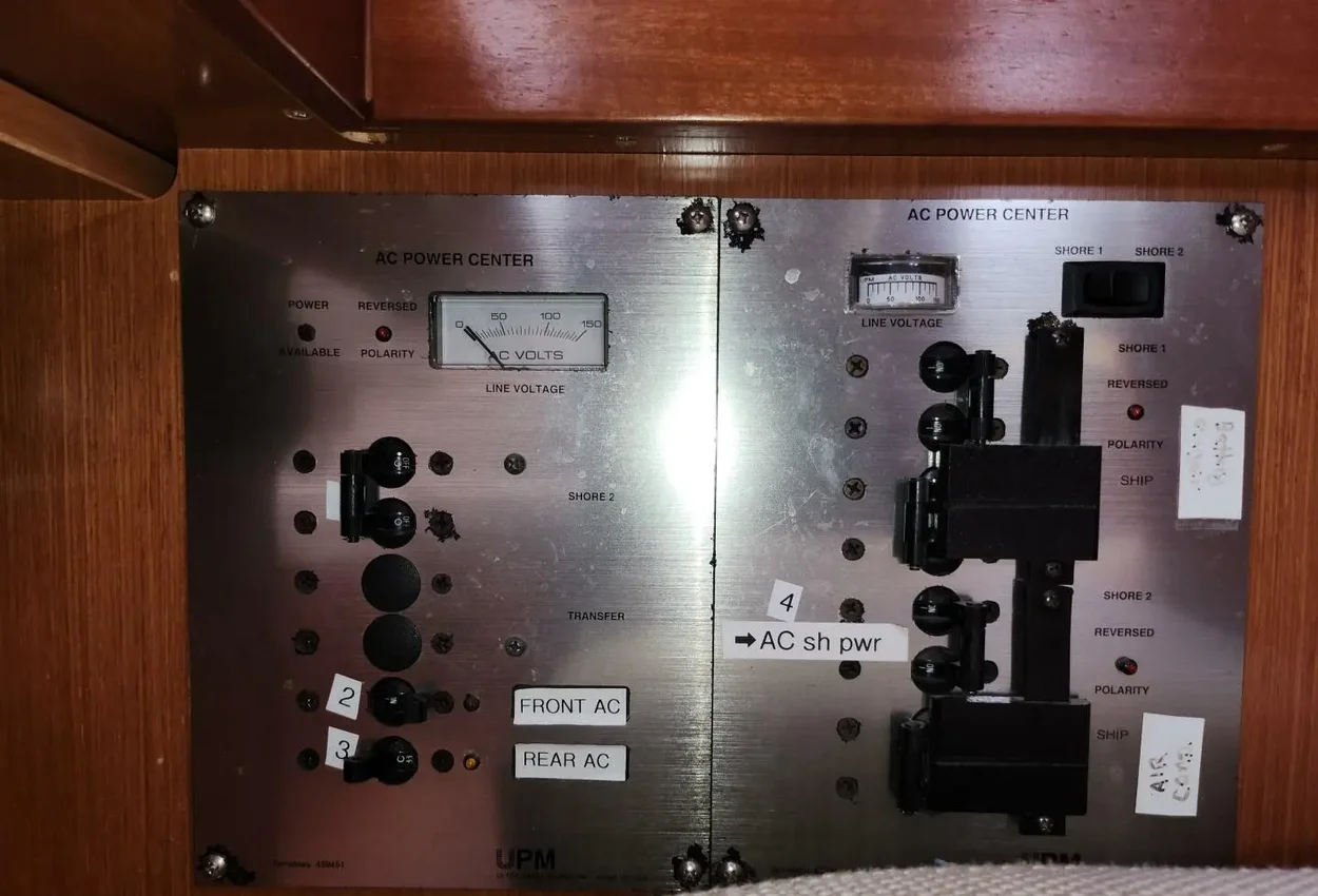 Thumbnail von Beneteau Oceanis 49 Athena