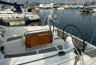 Thumbnail von Jeanneau Sun Odyssey 349 Venerable Penguin