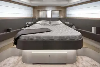 Thumbnail von Ferretti Yachts 650