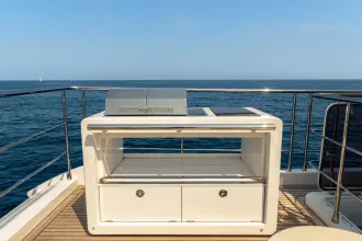 Thumbnail von Azimut 88