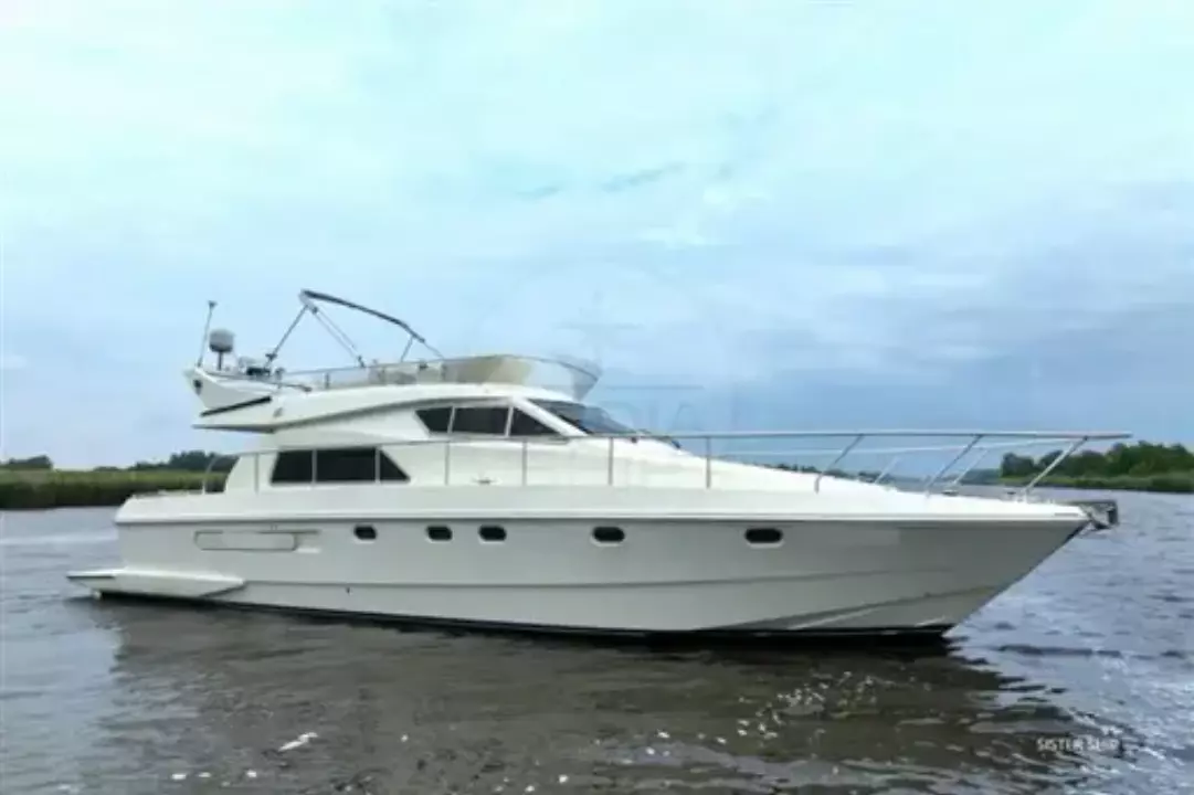 Ferretti Yachts 150